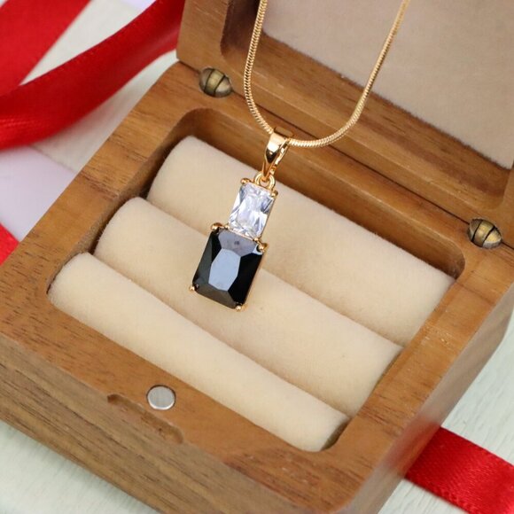 "Classic Black Pendant in Gold Plated Finish – Timeless Everyday Charm, XPPT1806 - Picture 6 of 13